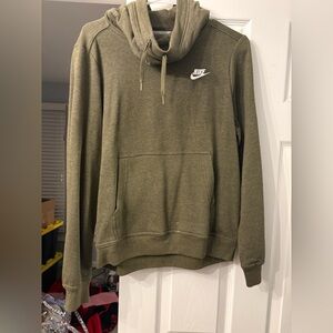Nike Small cowl neck hoodie in Green